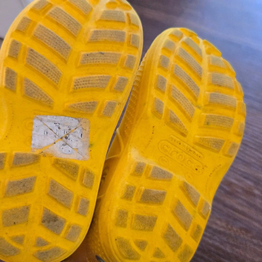 Crocs Kids Handle It Rain Boots Yellow Waterproof Slip On C9 12803